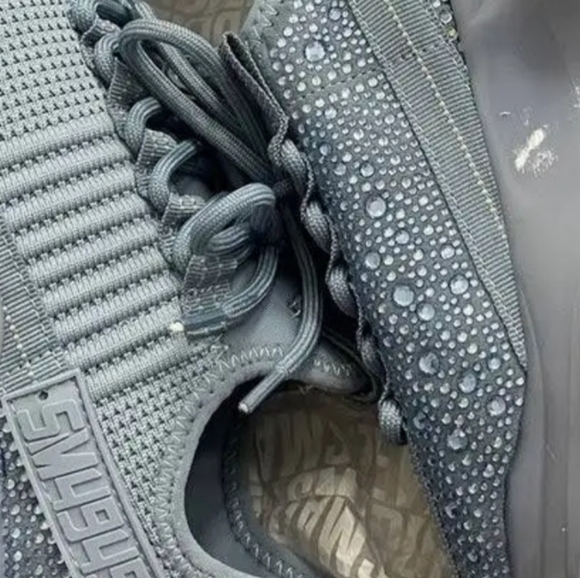 Steve Madden Women's Sneakers Maxima Baby Blue Glitzy Rhinestone Gum Bottom - Picture 2 of 6